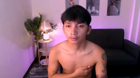 asian_hugedickx online show from 07.31.26