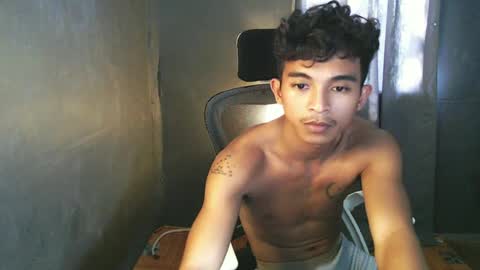 Snapshot of asian_hunk_moreno chatting on 07.03.26 Yuri online show from 07.03.26