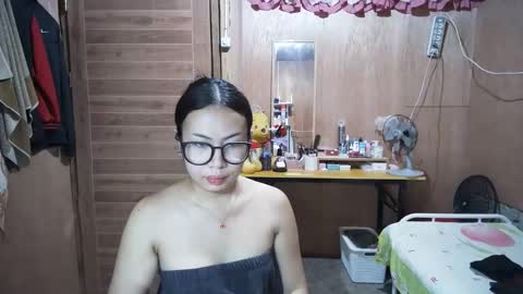 asian_llory online show from 09.11.25