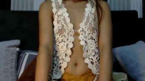 Snapshot of asian_love4u chatting on 01.08.26 mari online show from 01.08.26