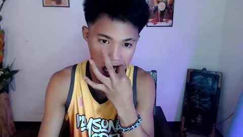 asian_lover05 online show from 10.05.25