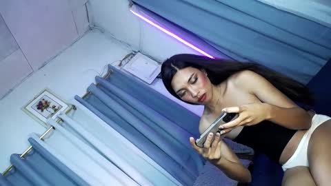 LUCI BABE online show from 01.04.25
