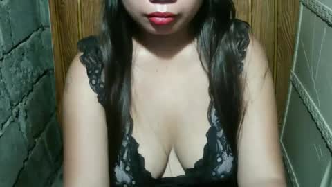 Snapshot of asian_ruby143 chatting on 06.01.26 YOURE ASIAN PRETTY GIRL online show from 06.01.26