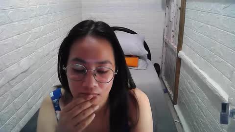 Trixie online show from 01.28.25