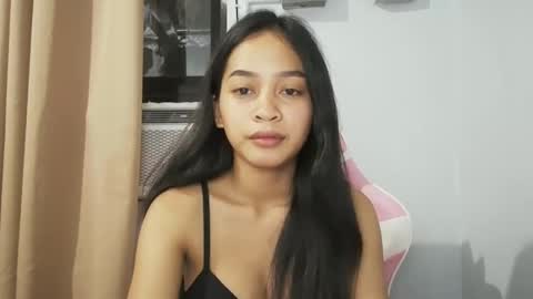 Snapshot of asian_trish chatting on 09.23.25 asian_trish online show from 09.23.25