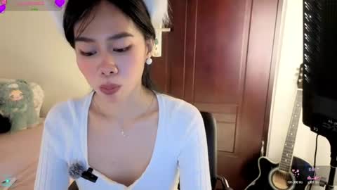 Snapshot of asianbabecandy chatting on 06.26.26 candy online show from 06.26.26