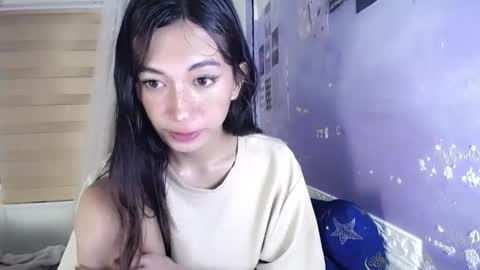 Snapshot of asianbarbie05 chatting on 05.06.26 SOFIA online show from 05.06.26