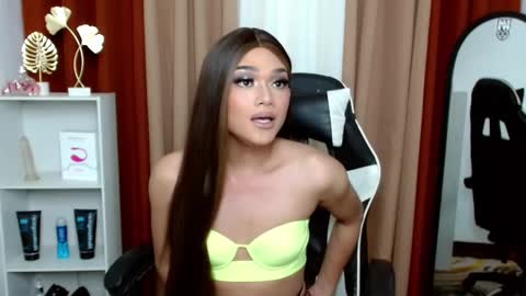 Michelle  Dont forget to follow me online show from 12.11.24
