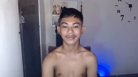 Snapshot of asiancockhero22 chatting on 01.18.25 HERO online show from 01.18.25