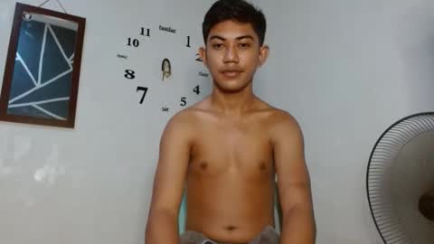 Snapshot of asiancockhero22 chatting on 09.12.25 HERO online show from 09.12.25