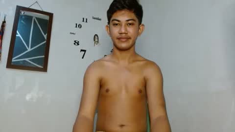 Snapshot of asiancockhero22 chatting on 09.16.25 HERO online show from 09.16.25