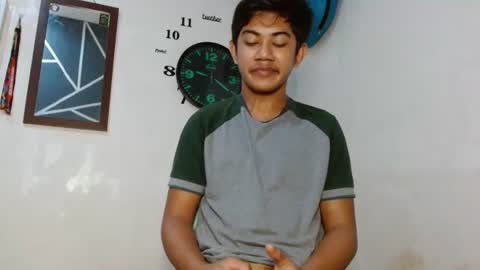 Snapshot of asiancockhero22 chatting on 10.27.25 HERO online show from 10.27.25