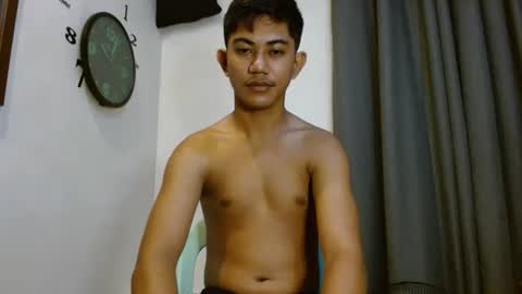 Snapshot of asiancockhero22 chatting on 11.06.25 HERO online show from 11.06.25