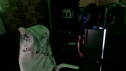 Snapshot of asiandreamboyx chatting on 12.15.24 asiandreamboyx online show from 12.15.24