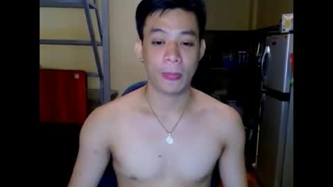 Snapshot of asiandreamboyx chatting on 10.21.25 asiandreamboyx online show from 10.21.25