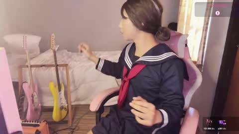 Snapshot of asianfemboycd chatting on 03.05.25 Emi online show from 03.05.25