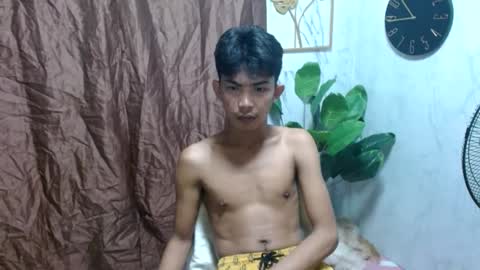 Snapshot of asianhotbigcock chatting on 02.05.25 Nico online show from 02.05.25