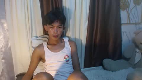 Snapshot of asianhotbigcock chatting on 10.26.25 Nico online show from 10.26.25