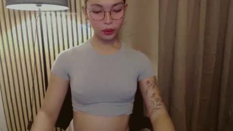 Snapshot of asianhottiesttamira chatting on 10.09.25 HI IM TAMIRA LOOKING FOR SERIOUS RELATIONSHIP online show from 10.09.25