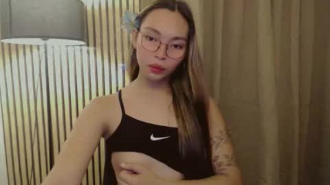 Snapshot of asianhottiesttamira chatting on 10.12.25 HI IM TAMIRA LOOKING FOR SERIOUS RELATIONSHIP online show from 10.12.25