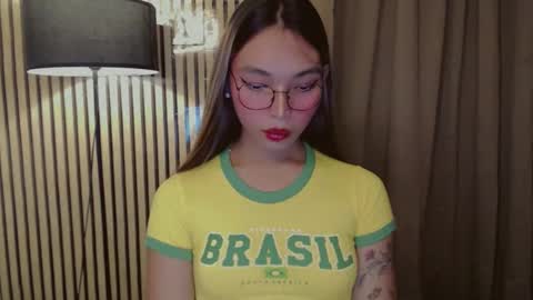 Snapshot of asianhottiesttamira chatting on 11.09.25 HI IM TAMIRA LOOKING FOR SERIOUS RELATIONSHIP online show from 11.09.25