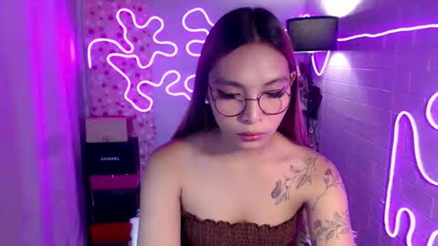 Snapshot of asianhottiesttamira chatting on 05.14.26 HI IM TAMIRA LOOKING FOR SERIOUS RELATIONSHIP online show from 05.14.26