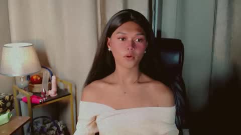 Snapshot of asiankianna chatting on 05.19.26 Kianna online show from 05.19.26