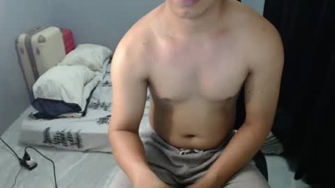 Snapshot of asianlatinoboy chatting on 07.28.26 Josh online show from 07.28.26