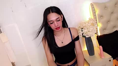 asianpetite_ivy online show from 01.09.26