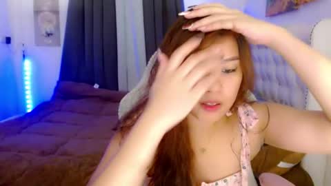Snapshot of asiantala_x chatting on 07.17.26 tala online show from 07.17.26
