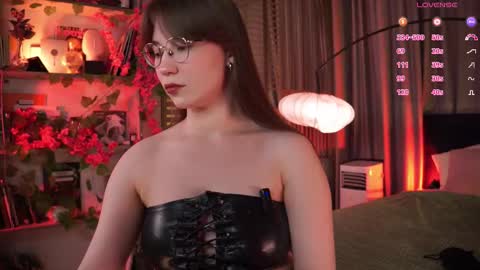 Snapshot of askaudrey chatting on 09.27.25 Audrey online show from 09.27.25