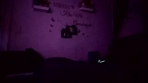 Snapshot of askme2shou chatting on 10.28.25 askme2shou online show from 10.28.25