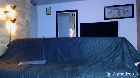 Snapshot of asmodeo_cox chatting on 10.01.25 Asmodeo - online show from 10.01.25