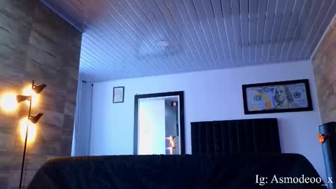 Snapshot of asmodeo_cox chatting on 10.05.25 Asmodeo - online show from 10.05.25