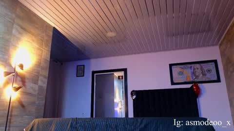 Snapshot of asmodeo_cox chatting on 10.18.25 Asmodeo - online show from 10.18.25