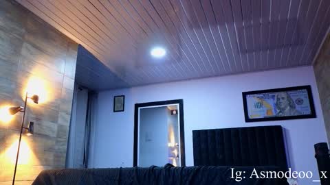 Snapshot of asmodeo_cox chatting on 11.05.25 Asmodeo - online show from 11.05.25