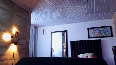 Snapshot of asmodeo_cox chatting on 11.08.25 Asmodeo - online show from 11.08.25