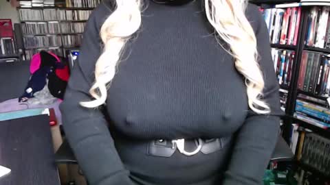 Aspen Vale online show from 09.18.25