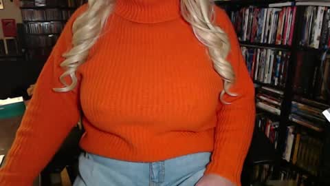 Aspen Vale online show from 10.15.25