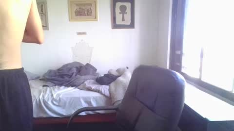 Snapshot of aspyporn chatting on 01.04.25 Aspy online show from 01.04.25