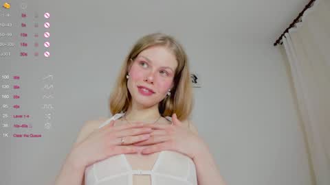 Sasha online show from 12.15.24