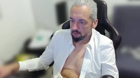 ass_squirter2000 online show from 01.05.25