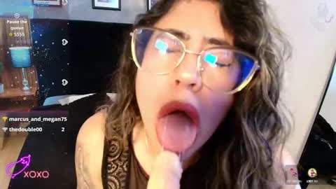 ash online show from 09.15.25