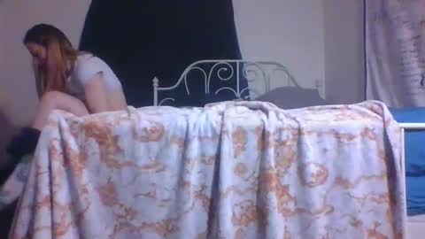 danni travis online show from 02.22.25