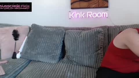 ASSleigh Abbott online show from 02.14.25