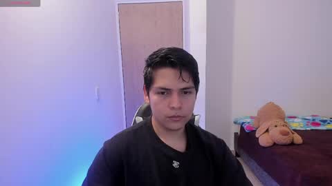 Asta Kuno online show from 04.18.26