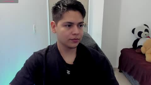 Snapshot of asta_kuro chatting on 05.03.26 Asta Kuno online show from 05.03.26