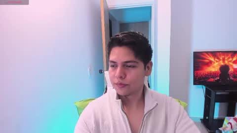 Snapshot of asta_kuro chatting on 05.24.26 Asta Kuno online show from 05.24.26