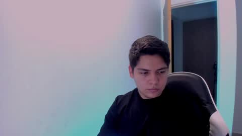 Snapshot of asta_kuro chatting on 06.04.26 Asta Kuno online show from 06.04.26