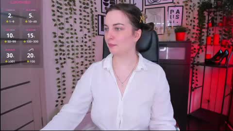 Snapshot of astarte_aste chatting on 04.30.26 astarte_aste online show from 04.30.26